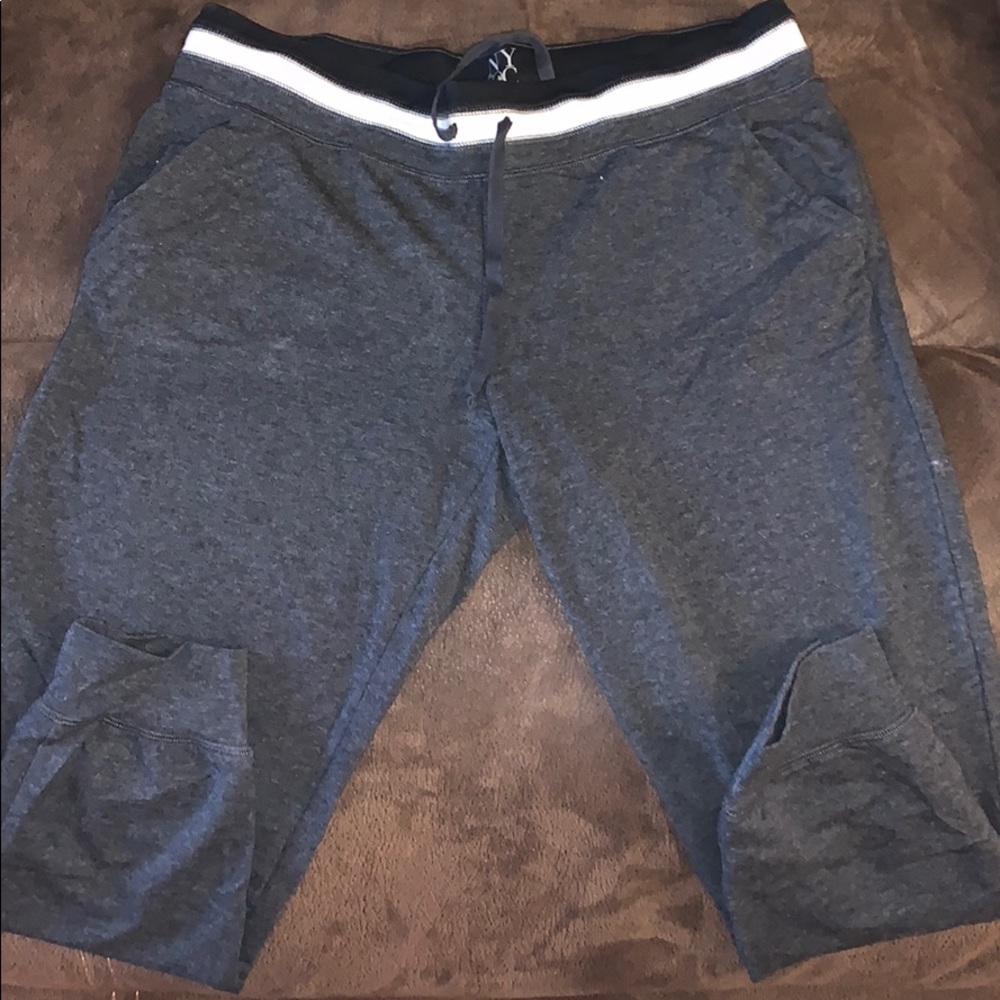 Female NY&C joggers